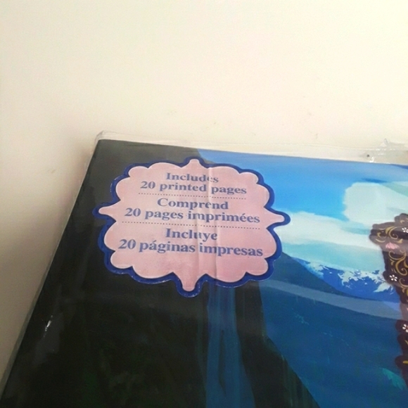 DISNEY Frozen Elsa Olaf Anna Character Scrapbook 20 Pages NWT - Picture 7 of 16